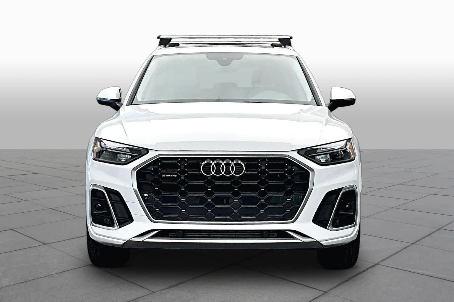 Used 2023 Audi Q5 2.0T Premium w/ Convenience Package AWD/4WD image 4