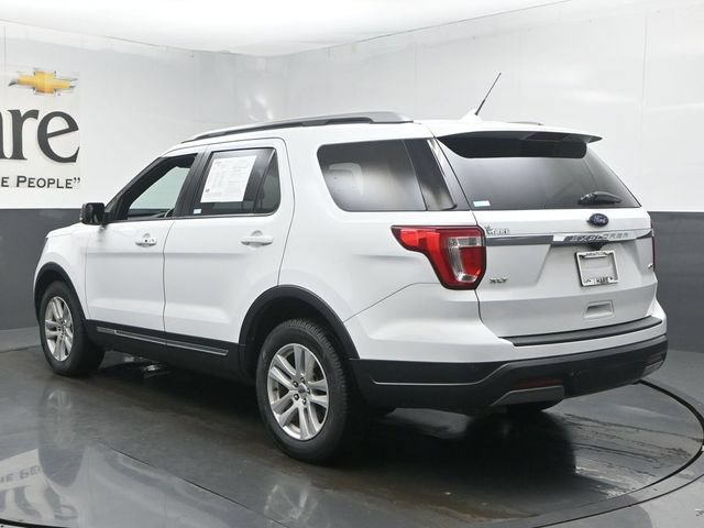 Used 2019 Ford Explorer XLT w/ Equipment Group 202A AWD/4WD image 37