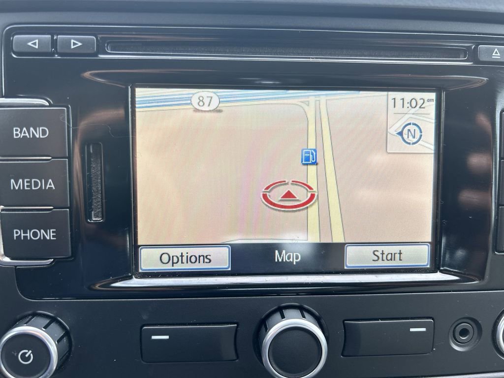 Used 2013 Volkswagen Jetta SEL Premium image 18