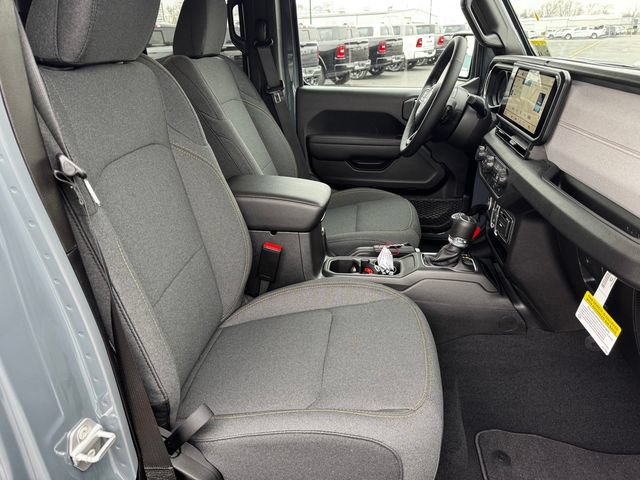New 2026 Jeep Gladiator Sport AWD/4WD image 14