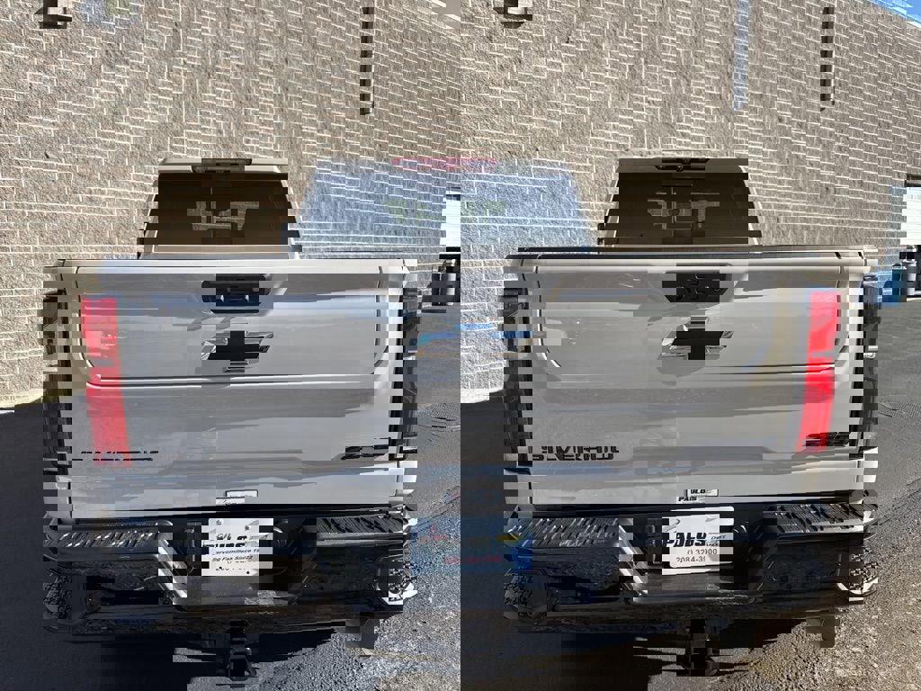 New 2026 Chevrolet Silverado 2500 ZR2 w/ LPO, Dark Essentials Package image 5