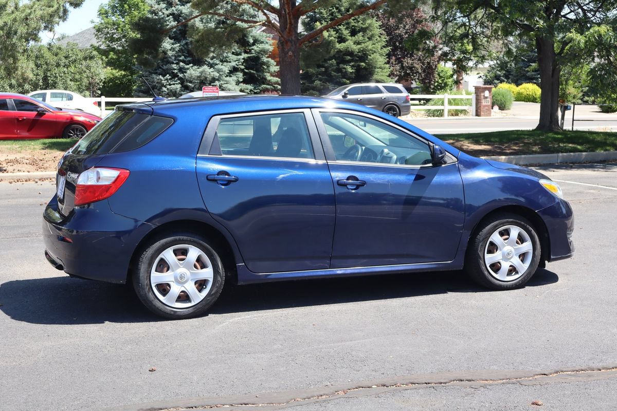 Used 2009 Toyota Matrix FWD image 4