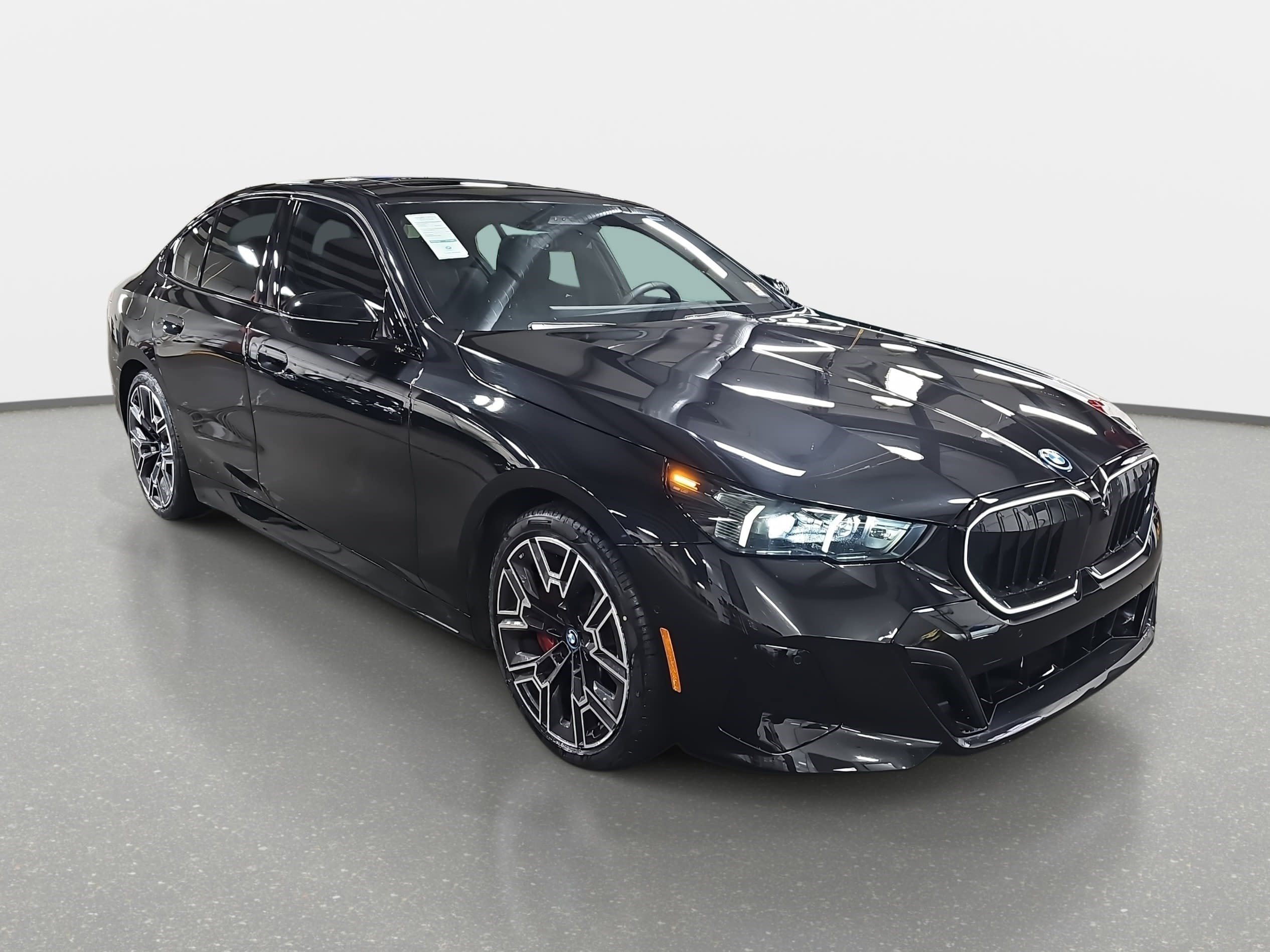 Certified 2025 BMW i5 eDrive40i w/ M Sport Package image 4