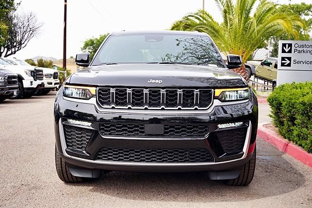 New 2026 Jeep Grand Cherokee Limited AWD/4WD image 5