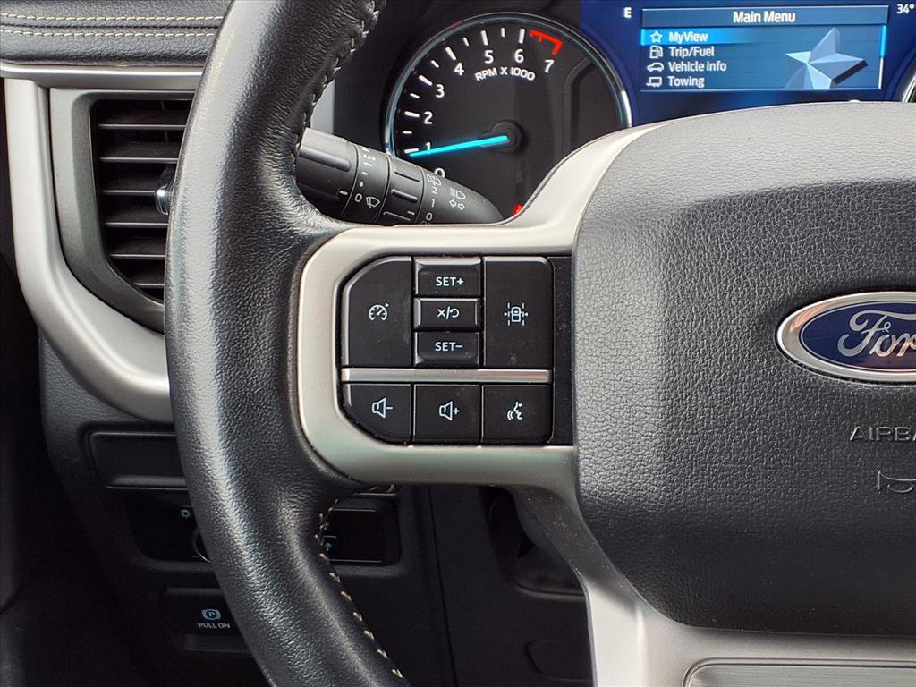 Used 2024 Ford Expedition XLT image 18