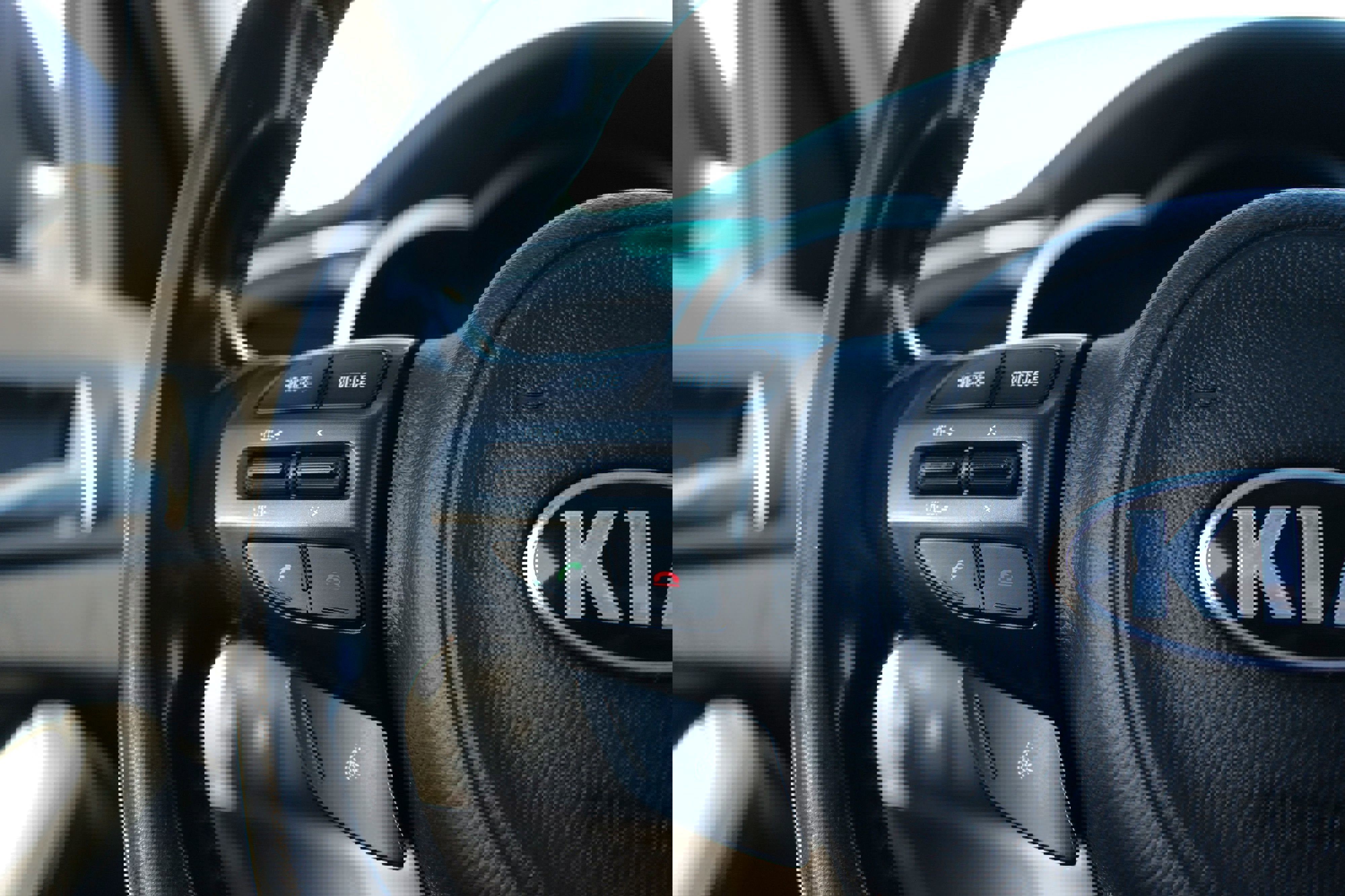 Used 2015 Kia Optima SX image 16