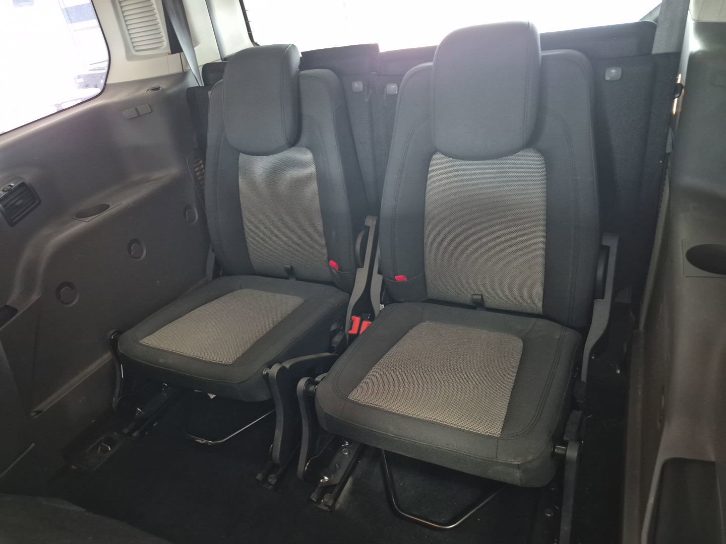 Used 2020 Ford Transit Connect XL image 14