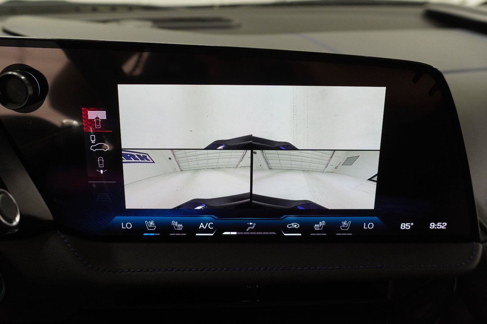 New 2027 Chevrolet Corvette Stingray Convertible RWD image 18