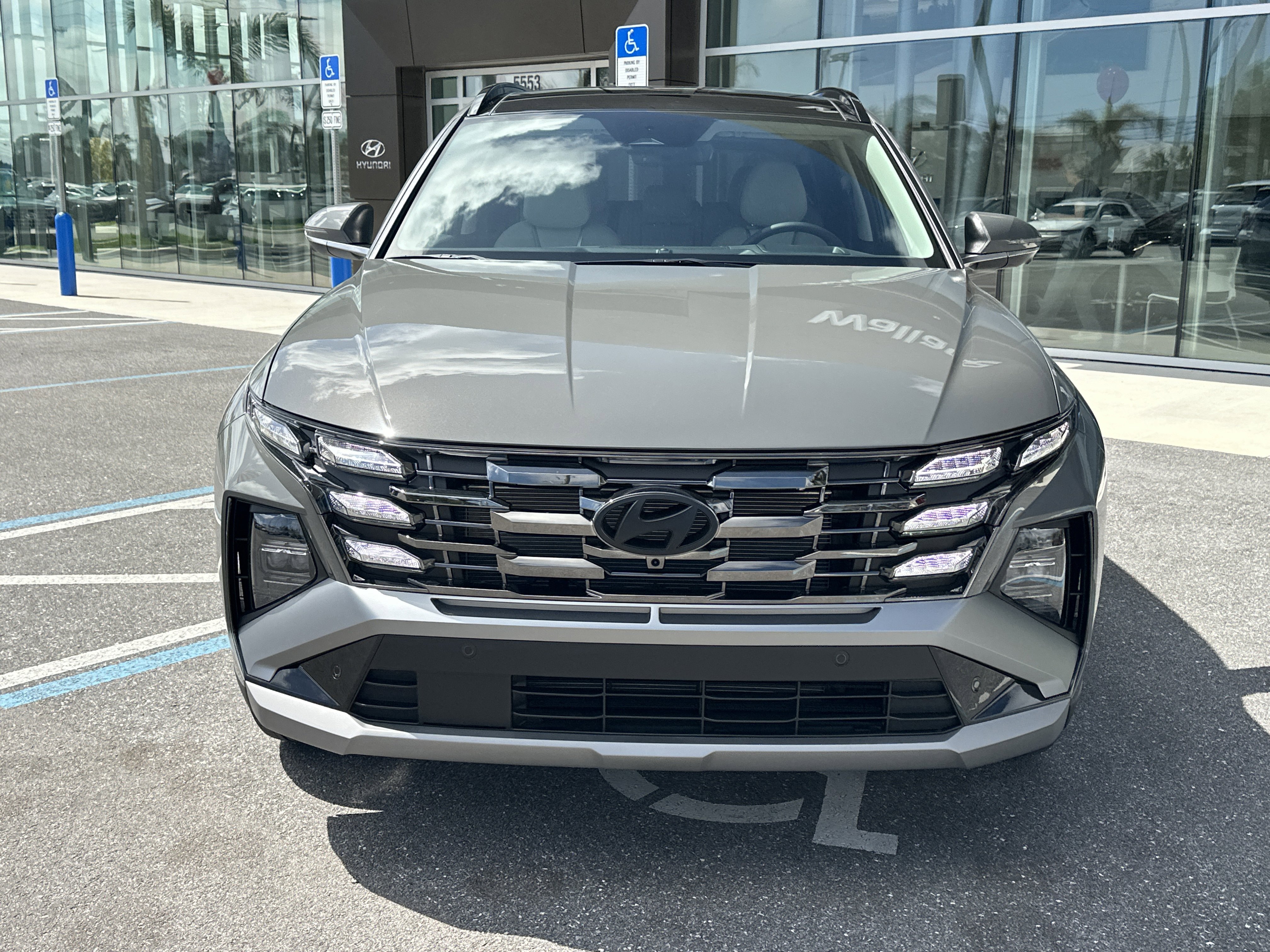 New 2026 Hyundai Tucson Limited FWD image 4