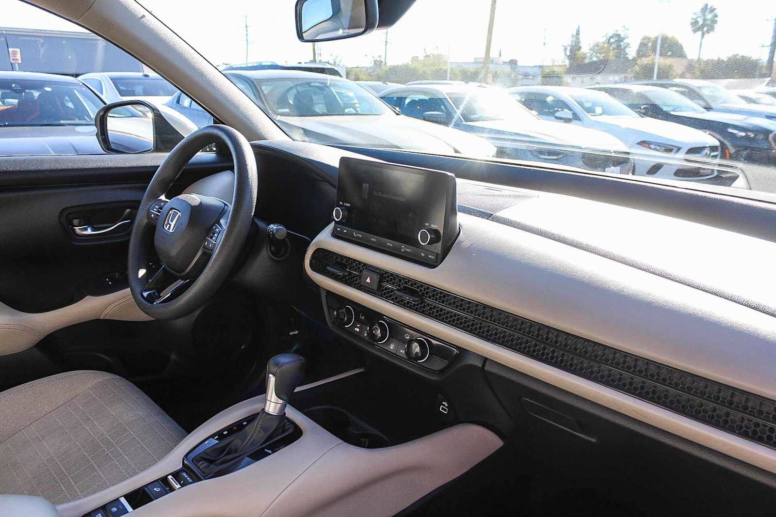 Used 2023 Honda HR-V LX image 16