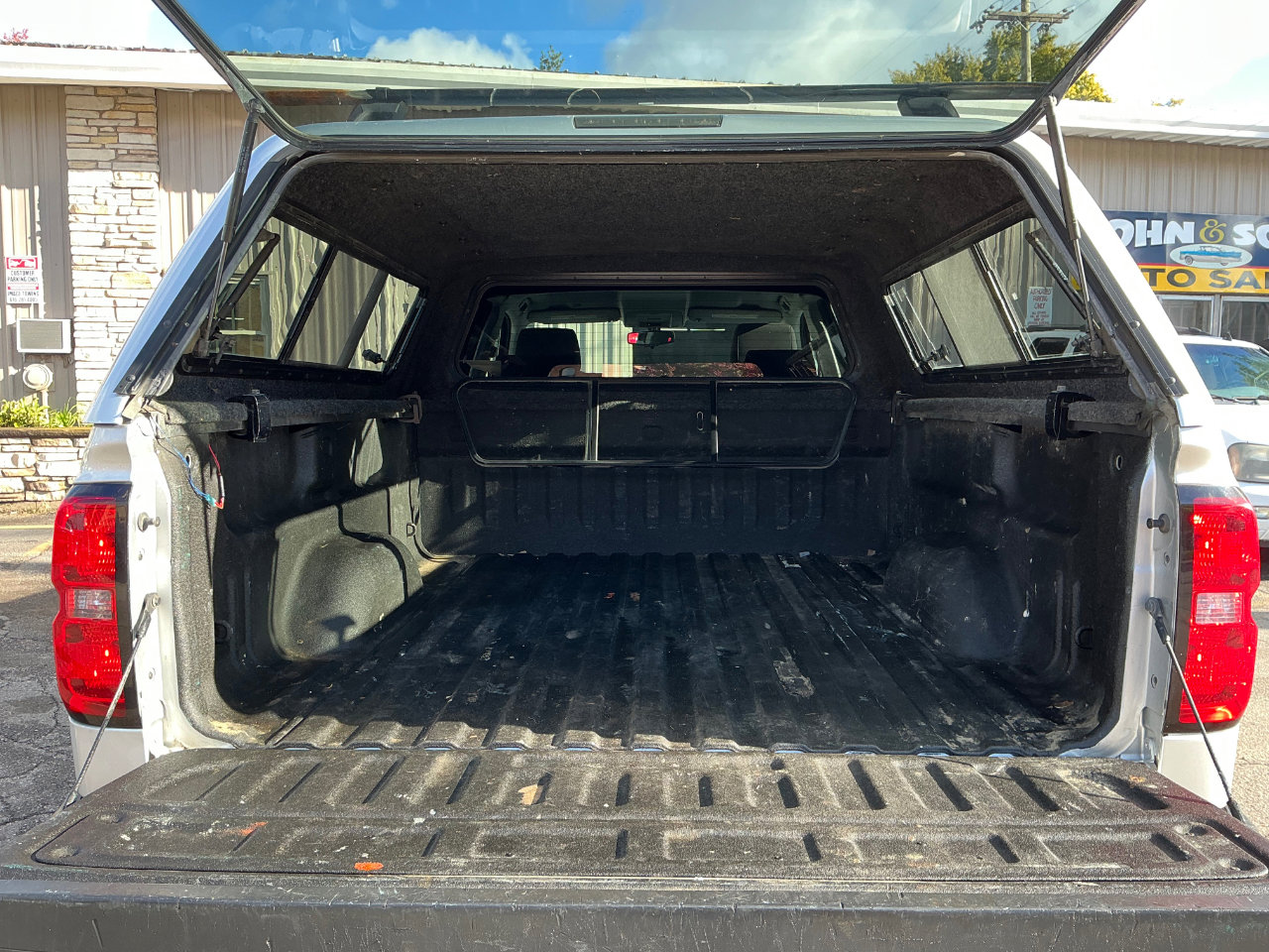 Used 2018 Chevrolet Silverado 1500 LT w/ All Star Edition image 13