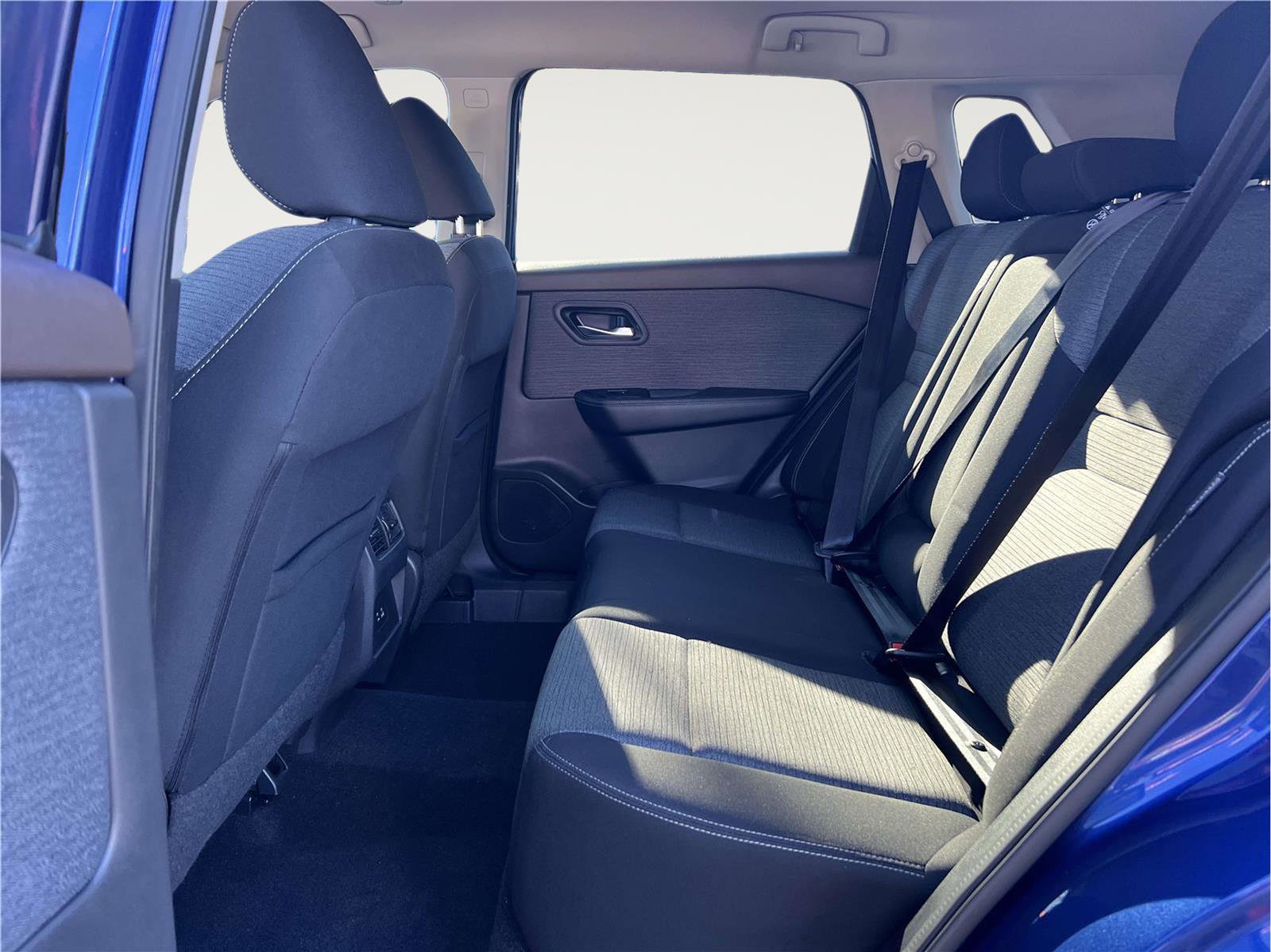 Certified 2022 Nissan Rogue SV image 18