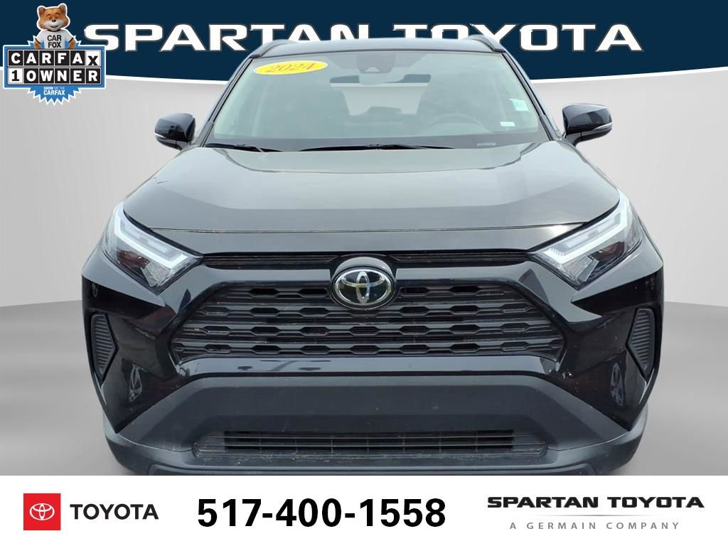 Used 2024 Toyota RAV4 XLE FWD image 3