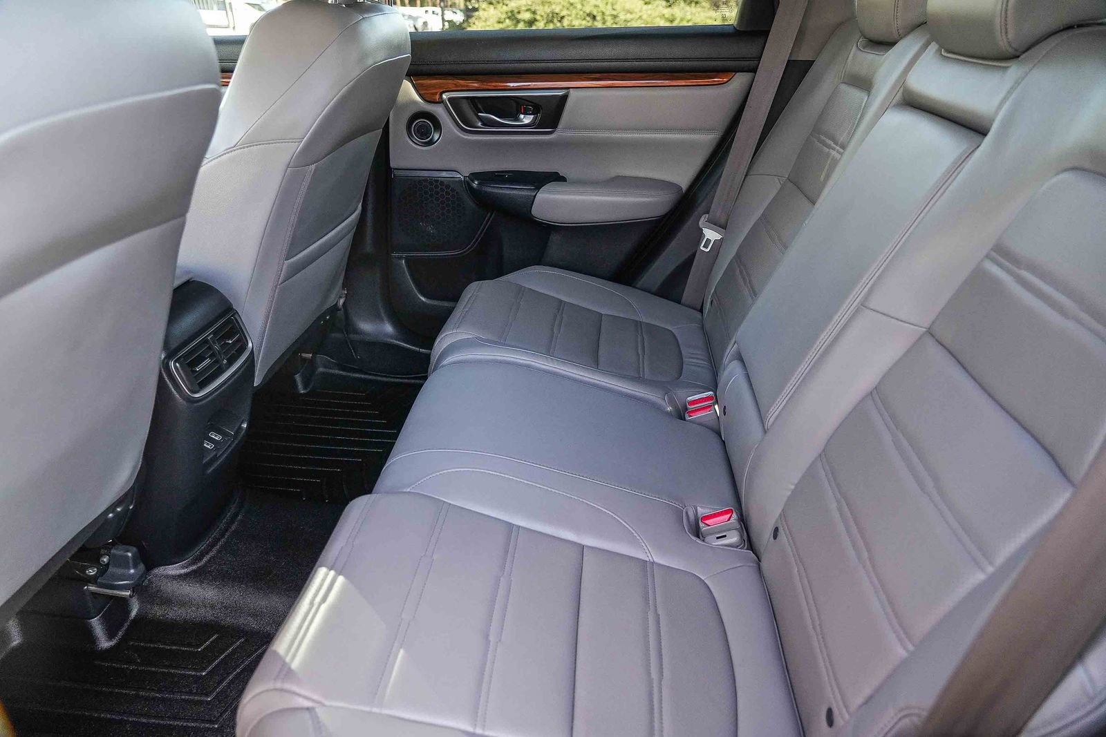 Used 2019 Honda CR-V Touring image 23