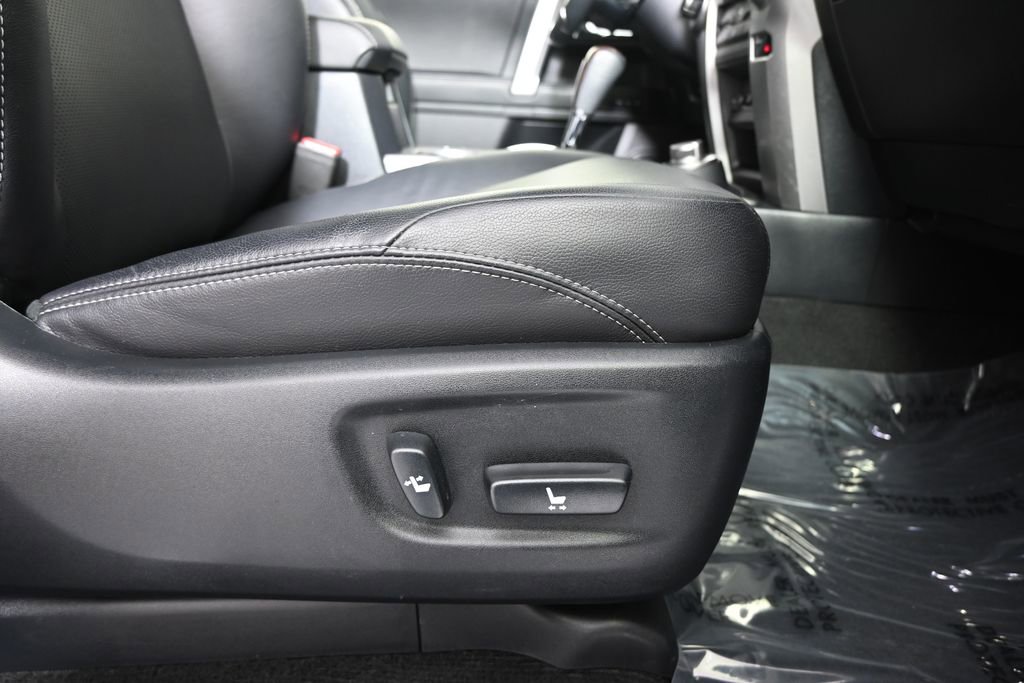 Used 2024 Toyota 4Runner Limited image 14