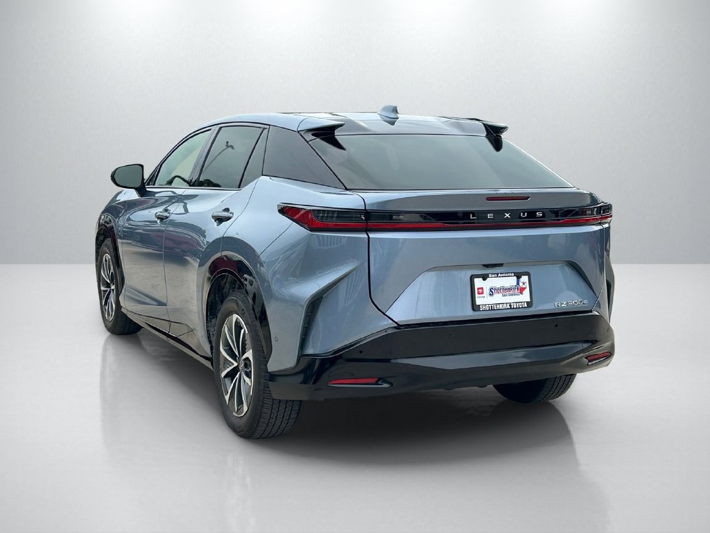 Used 2024 Lexus RZ 300e Premium FWD image 7