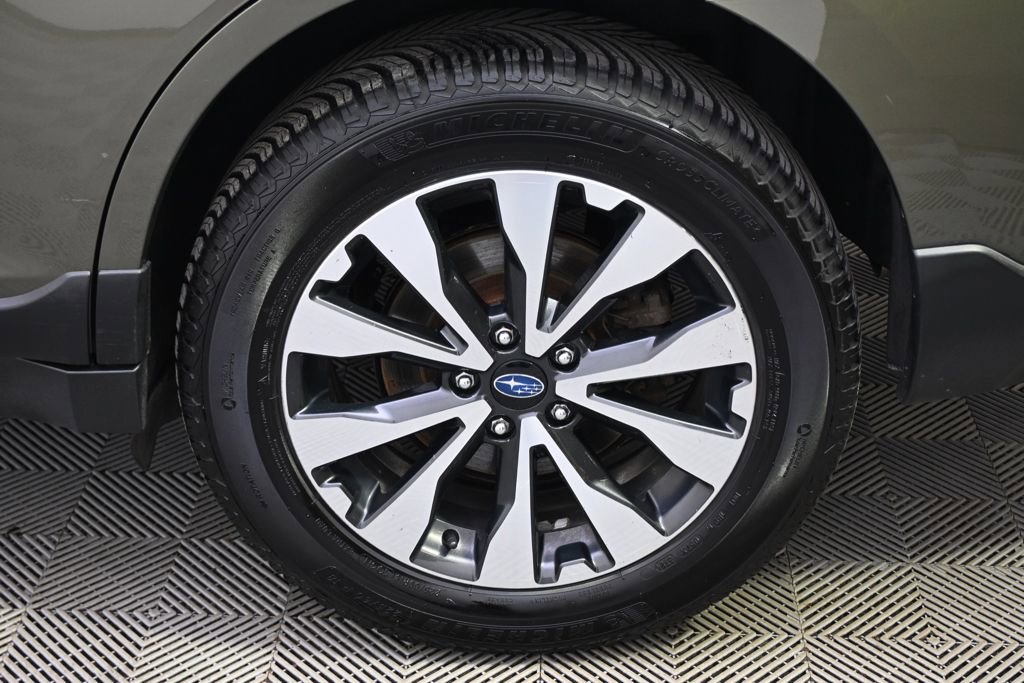 Used 2015 Subaru Outback 3.6R Limited image 20
