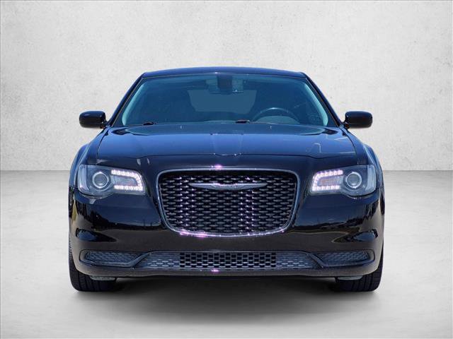 Used 2020 Chrysler 300 Touring w/ Sport Appearance Package RWD image 2