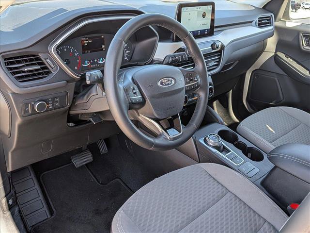 Used 2022 Ford Escape SE w/ Convenience Package FWD image 9