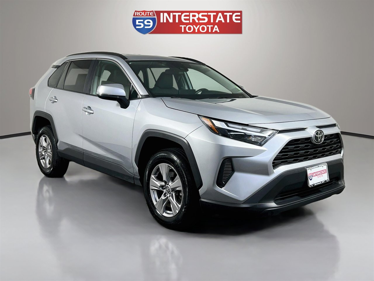 Certified 2024 Toyota RAV4 XLE FWD image 1