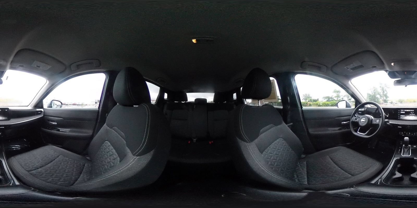 Used 2025 Nissan Kicks SV AWD/4WD image 37