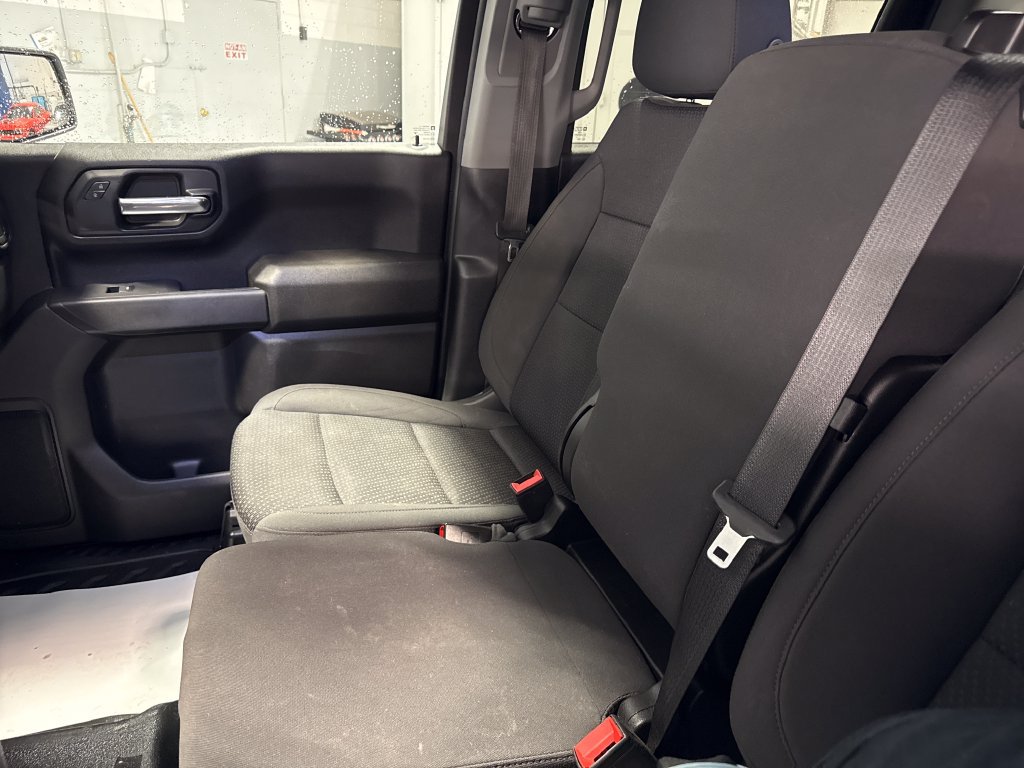 Used 2022 Chevrolet Silverado 1500 W/T w/ WT Value Package AWD/4WD image 19
