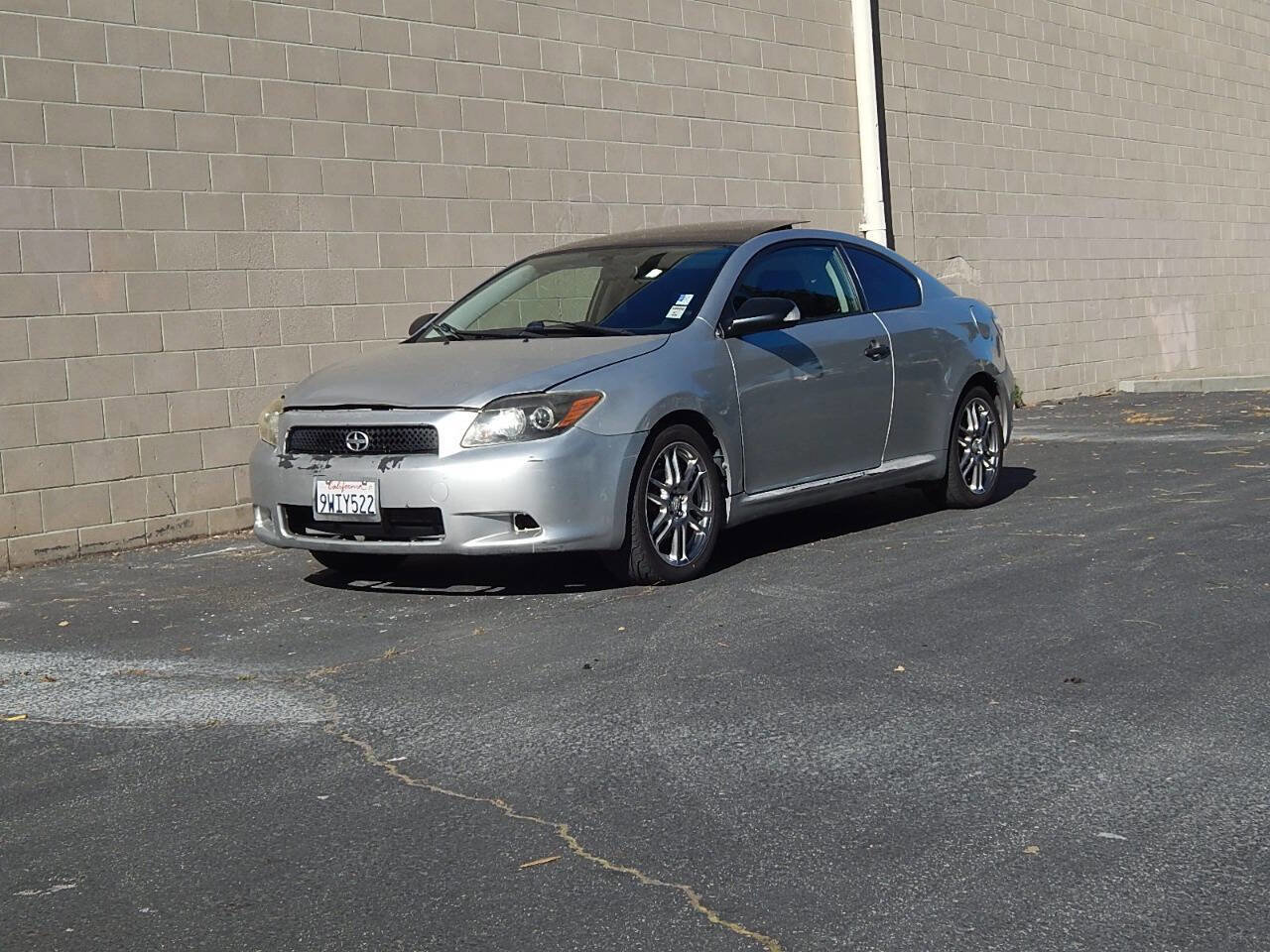 Used 2008 Scion tC image 2