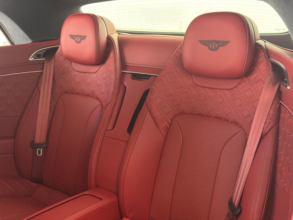 Used 2023 Bentley Continental GT Azure image 16