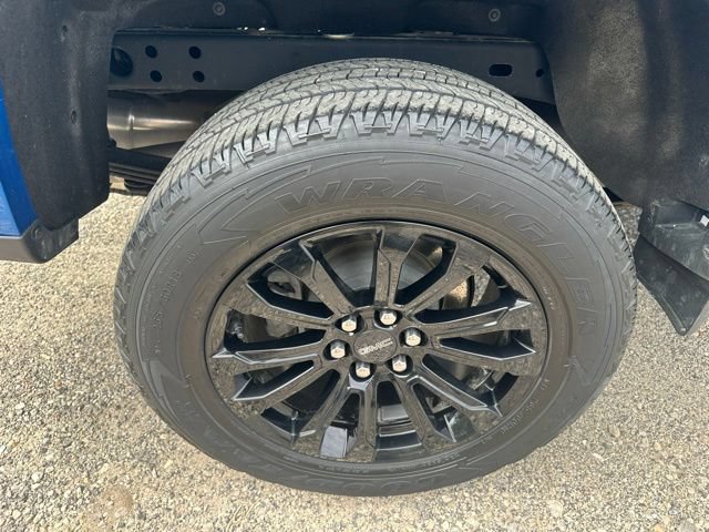 Used 2022 GMC Canyon Elevation w/ Trailering Package AWD/4WD image 13