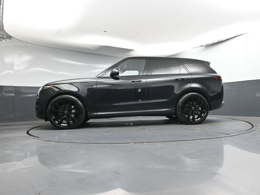 Used 2025 Land Rover Range Rover Sport SE AWD/4WD image 30