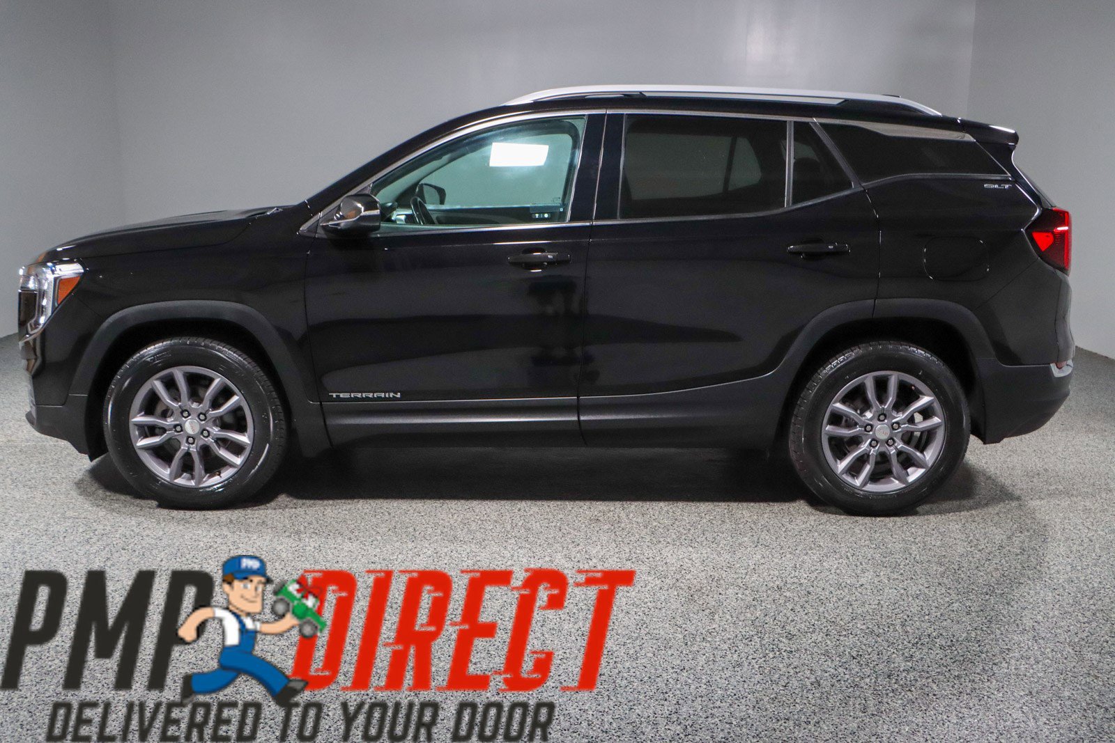Used 2023 GMC Terrain SLT image 10
