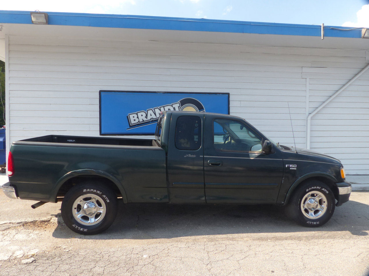 Used 2001 Ford F150 Lariat image 22