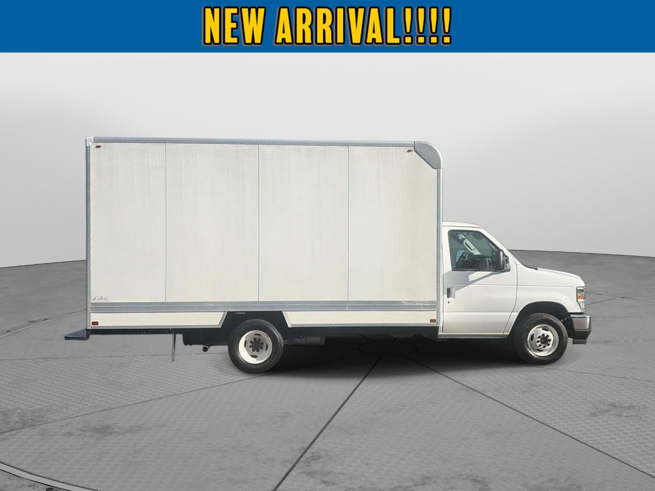 Used 2024 Ford E-350 and Econoline 350 Super Duty w/ Power Windows & Locks Group RWD image 8