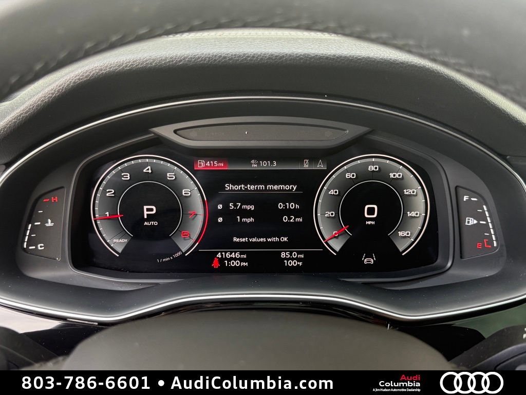 Used 2023 Audi Q7 3.0T Premium w/ Convenience Package AWD/4WD image 28
