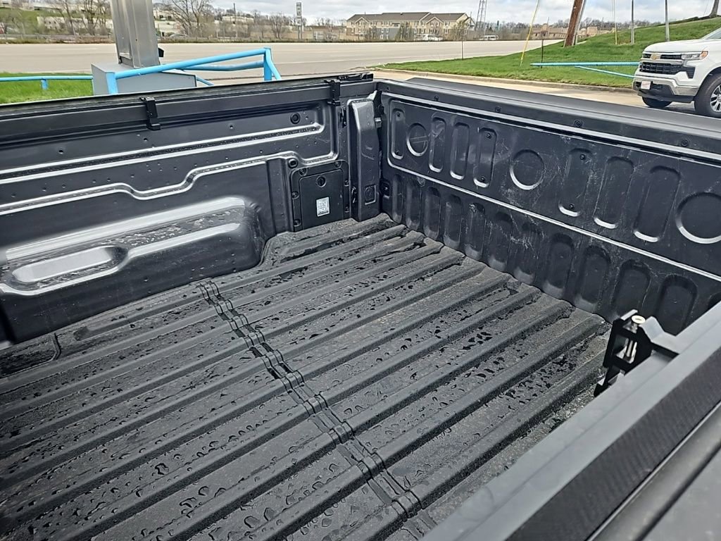 Used 2025 Ford Maverick XLT w/ Equipment Group 302A image 11