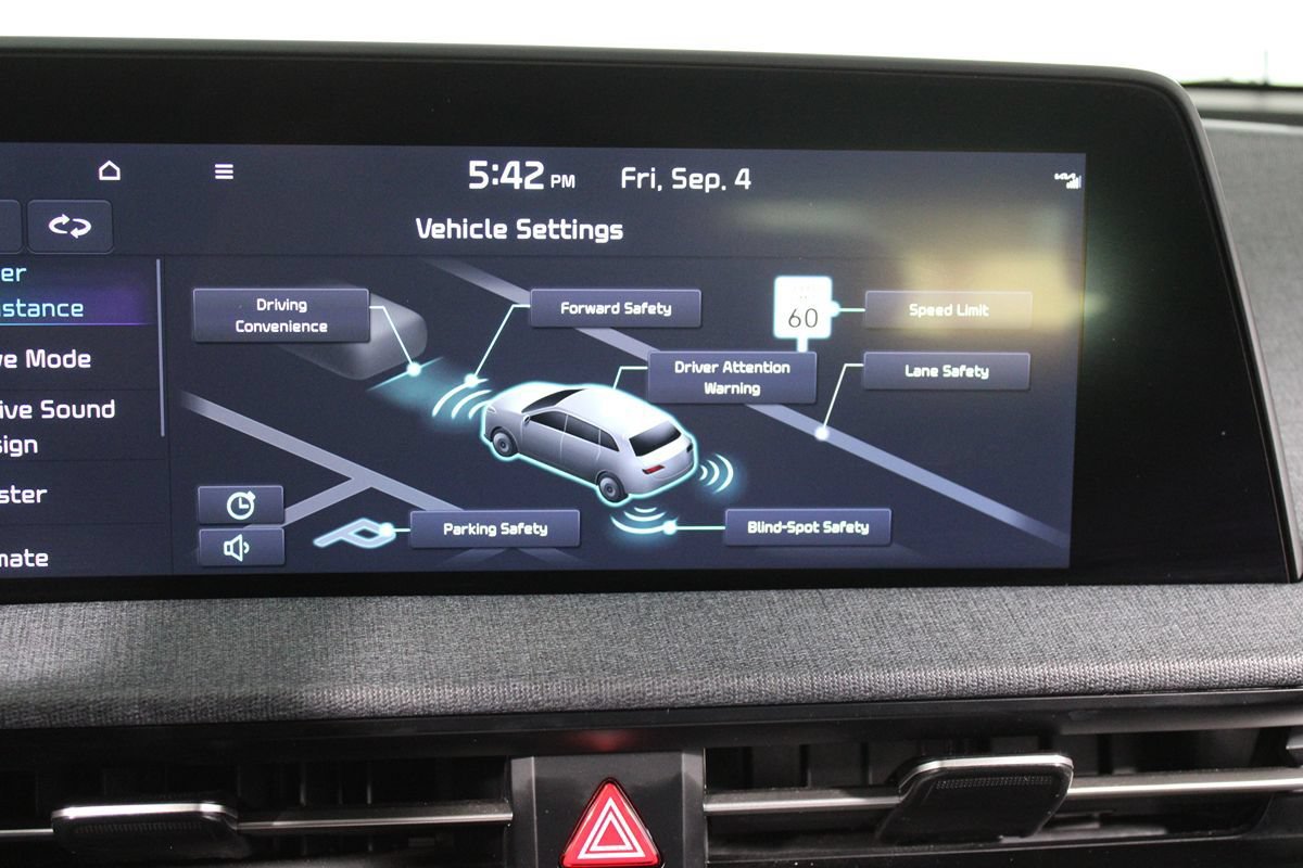 Used 2024 Kia EV6 Wind w/ Wind Technology Package RWD image 22