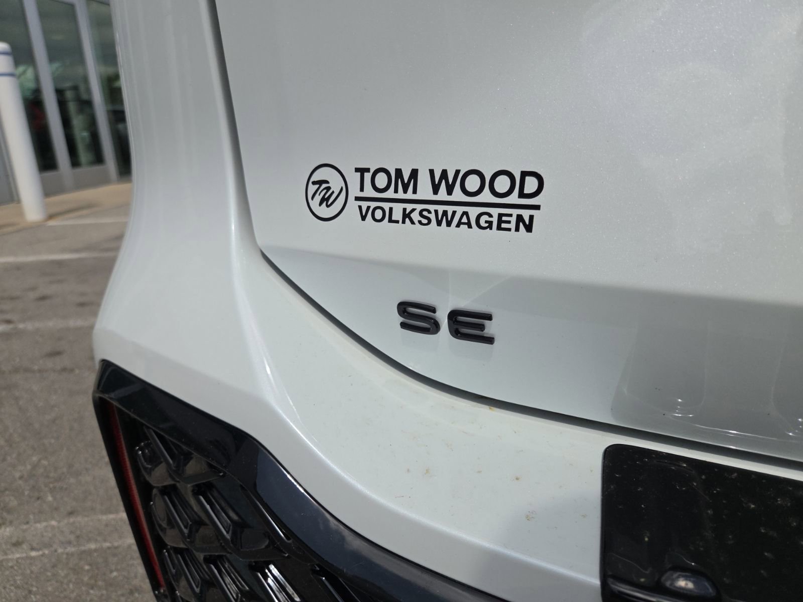 New 2026 Volkswagen Tiguan SE R-Line AWD/4WD image 6