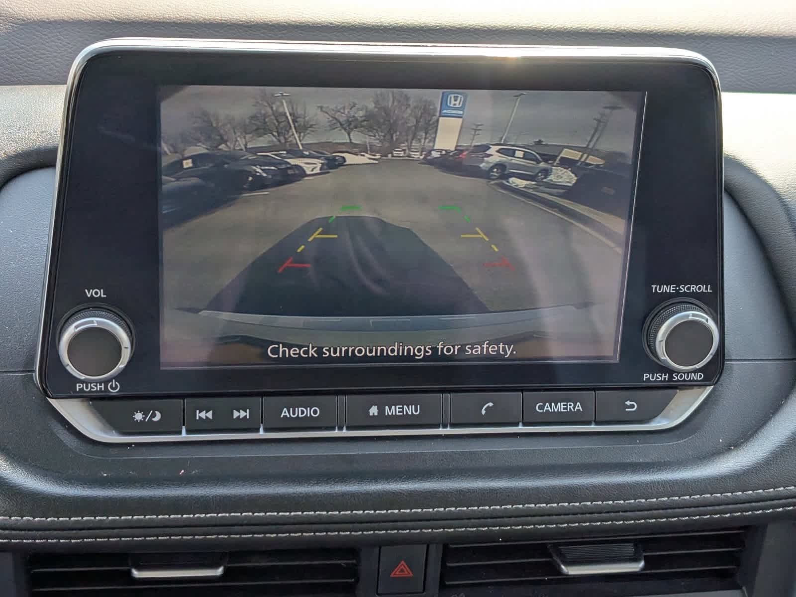 Used 2023 Nissan Rogue SV image 26