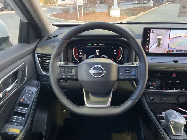 New 2026 Nissan Rogue Platinum w/ Tech Package AWD/4WD image 17