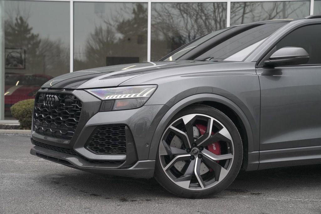 Used 2024 Audi RS Q8 image 3