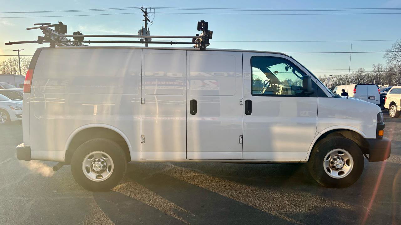 Used 2022 Chevrolet Express 2500 RWD 2500 135 w/ Driver Convenience Package image 5