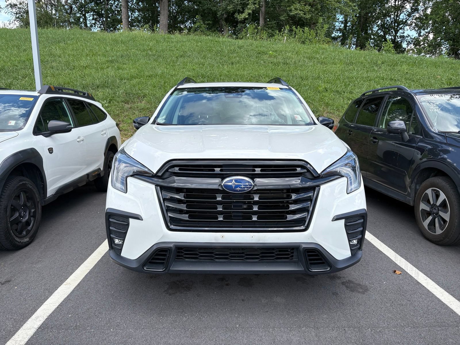 Certified 2023 Subaru Ascent Onyx Edition AWD/4WD image 2