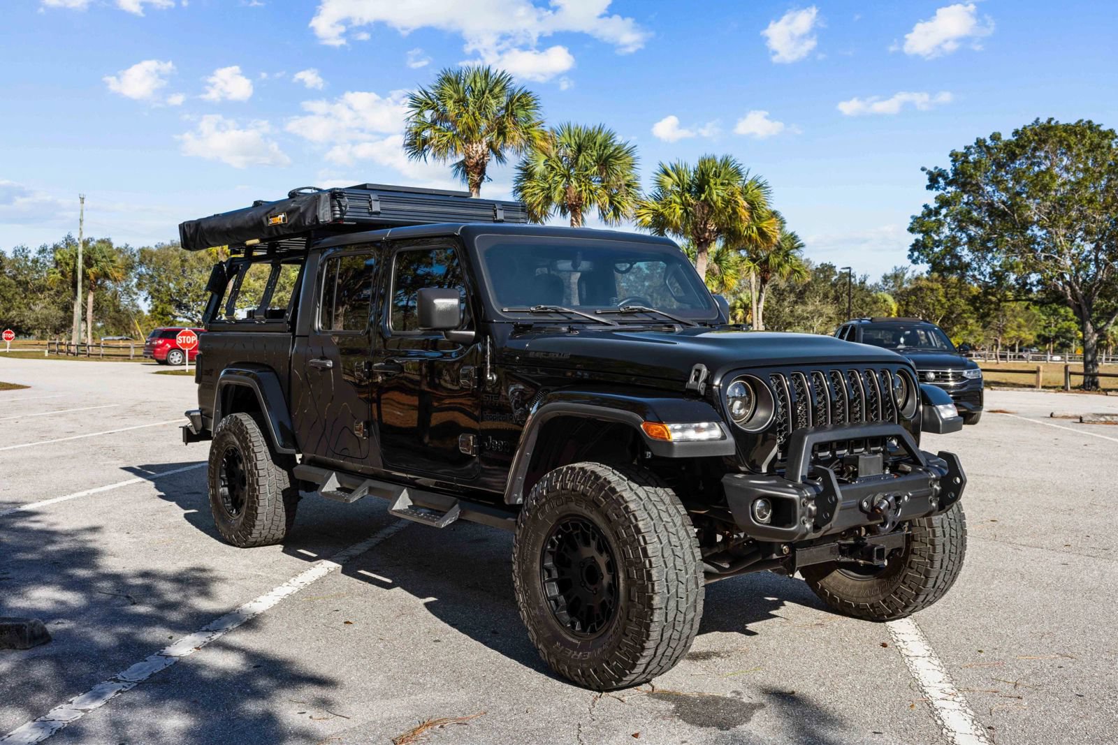 Used 2020 Jeep Gladiator Sport AWD/4WD image 4