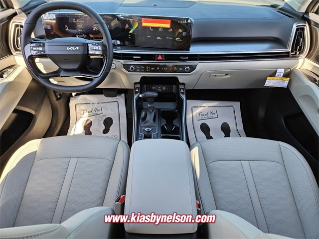 New 2026 Kia Sorento S image 8