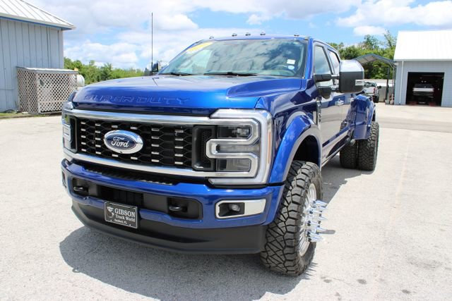 Used 2026 Ford F450 Platinum w/ Platinum Plus Package AWD/4WD image 3