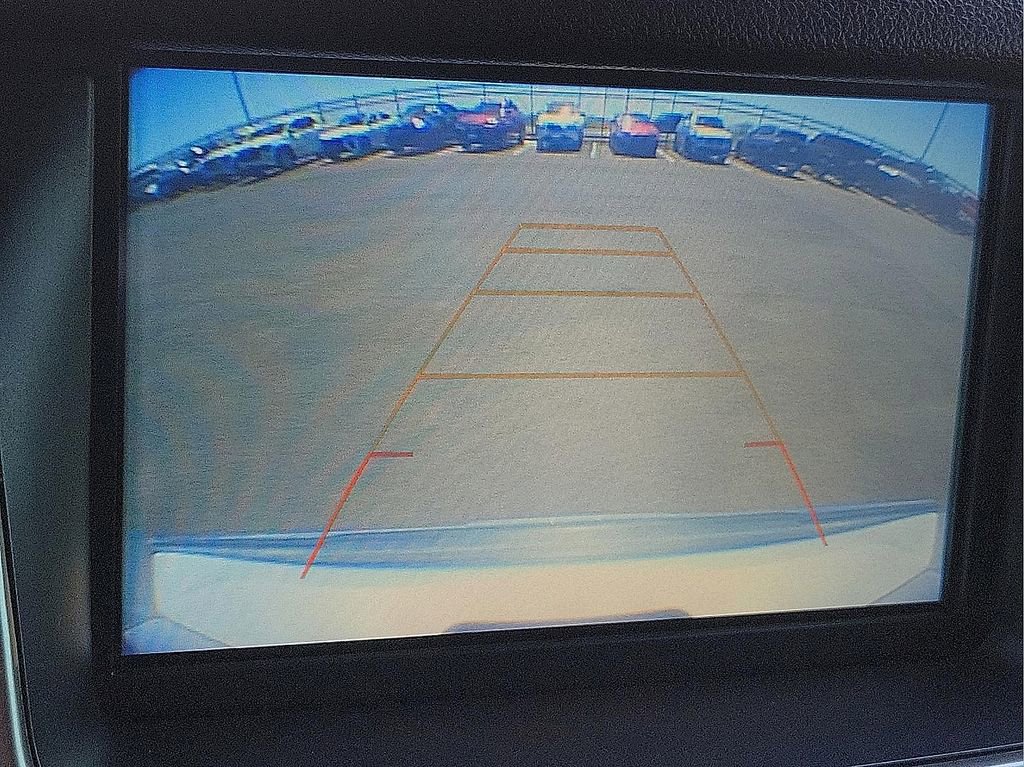 Used 2018 Chevrolet Suburban Premier image 18