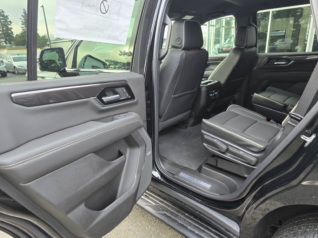 New 2026 GMC Yukon Elevation AWD/4WD image 17