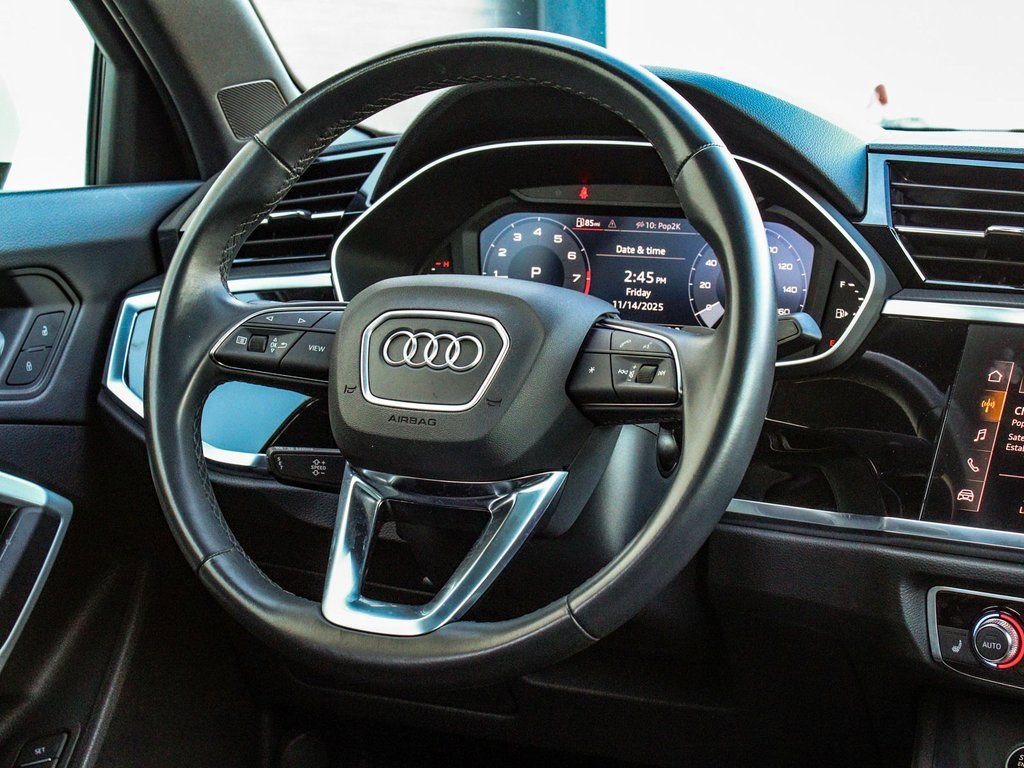 Used 2023 Audi Q3 2.0T Premium image 25