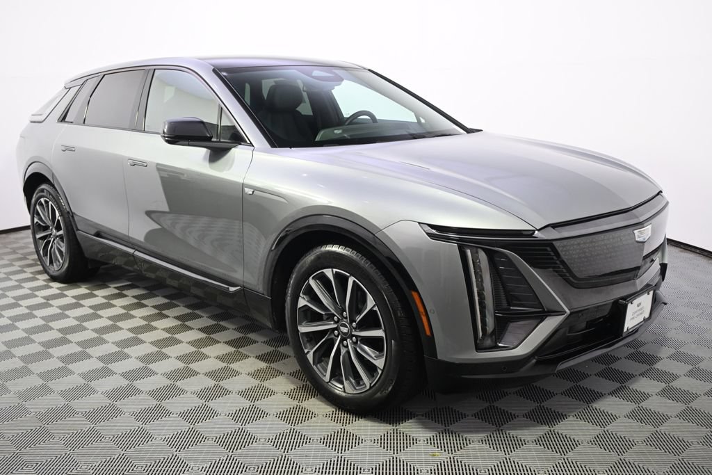 Certified 2024 Cadillac Lyriq Sport w/ LPO, Floor Liner Package AWD/4WD image 8