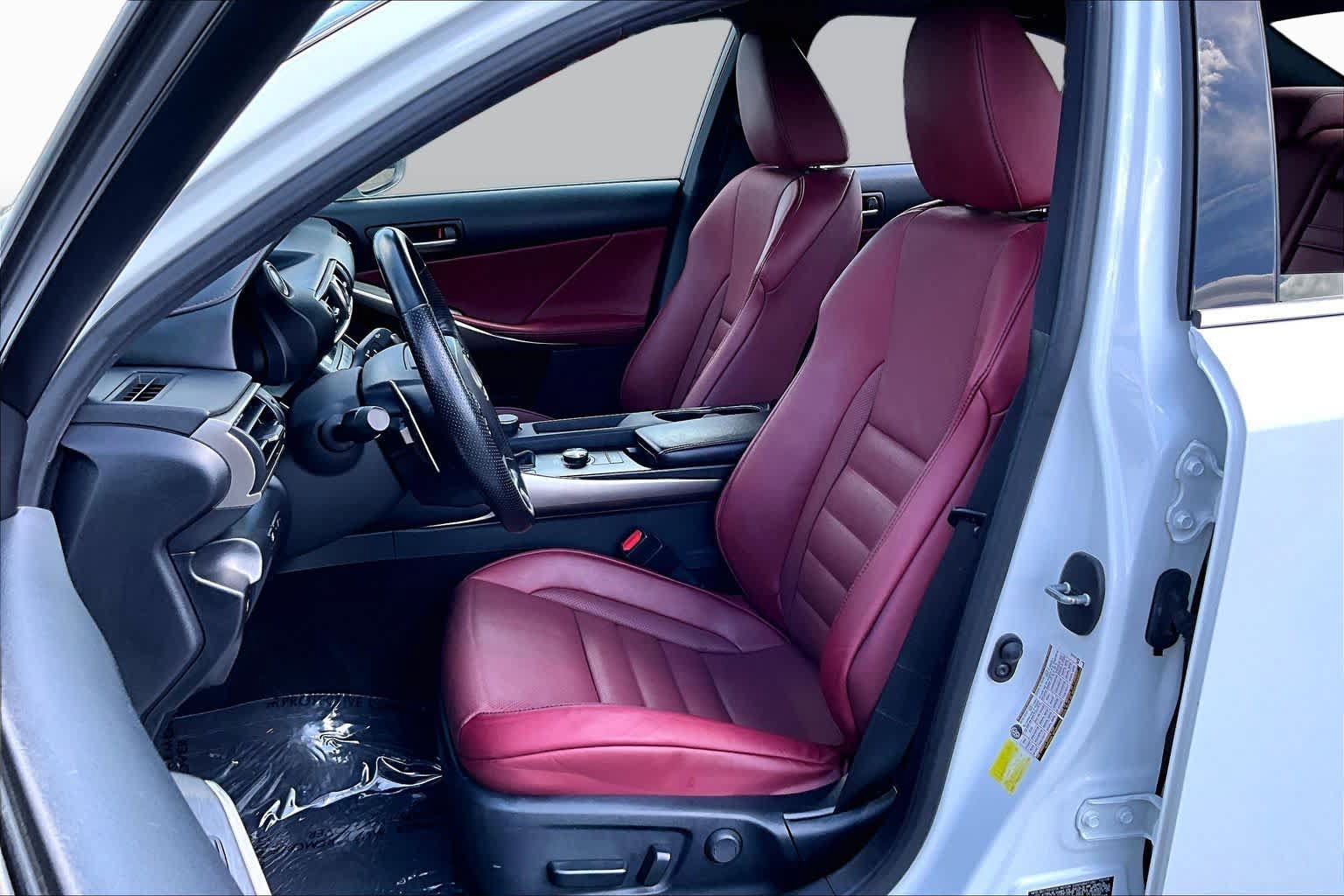 Used 2020 Lexus IS 350 F Sport w/ F Sport Package AWD/4WD image 8